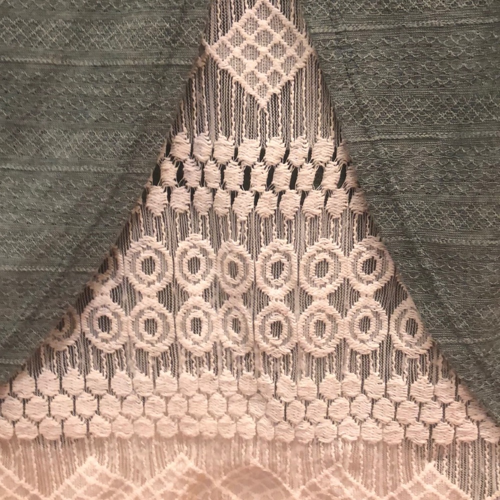 Blouse - Picture 3 of 4